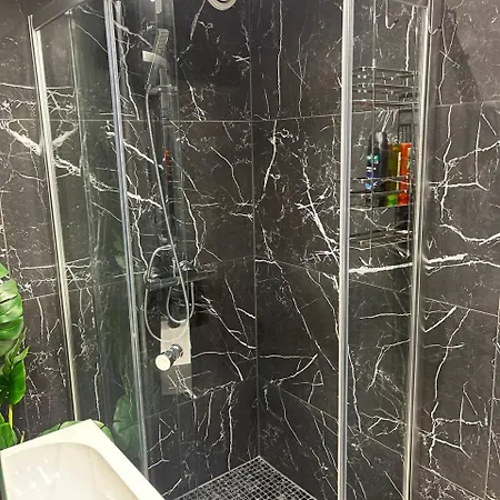 A Cozy Place To Over דירה