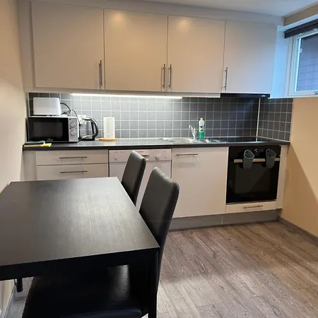 Appartement A Cozy Place To Over Tysvaer